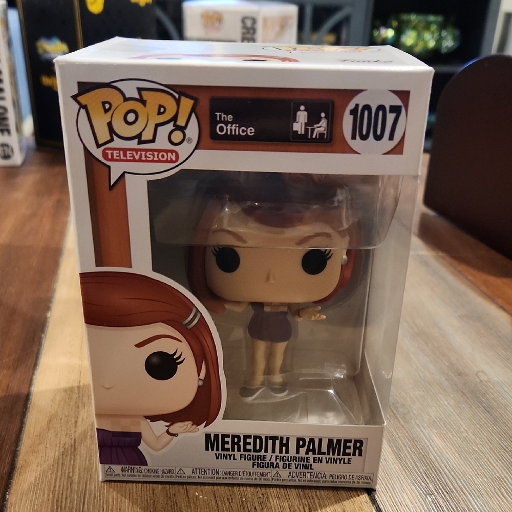 Funko Meredith Palmer Pop! Vinyl Figure — Purple Outfit